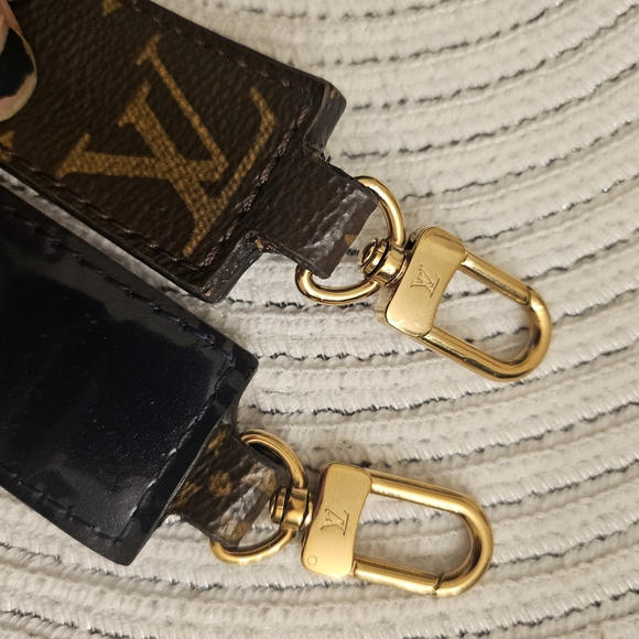 💙 Louis Vuitton Alma BB – Blue Marine Vernis w/ Reversible Strap 💙 UNICORN - Picture 12 of 15